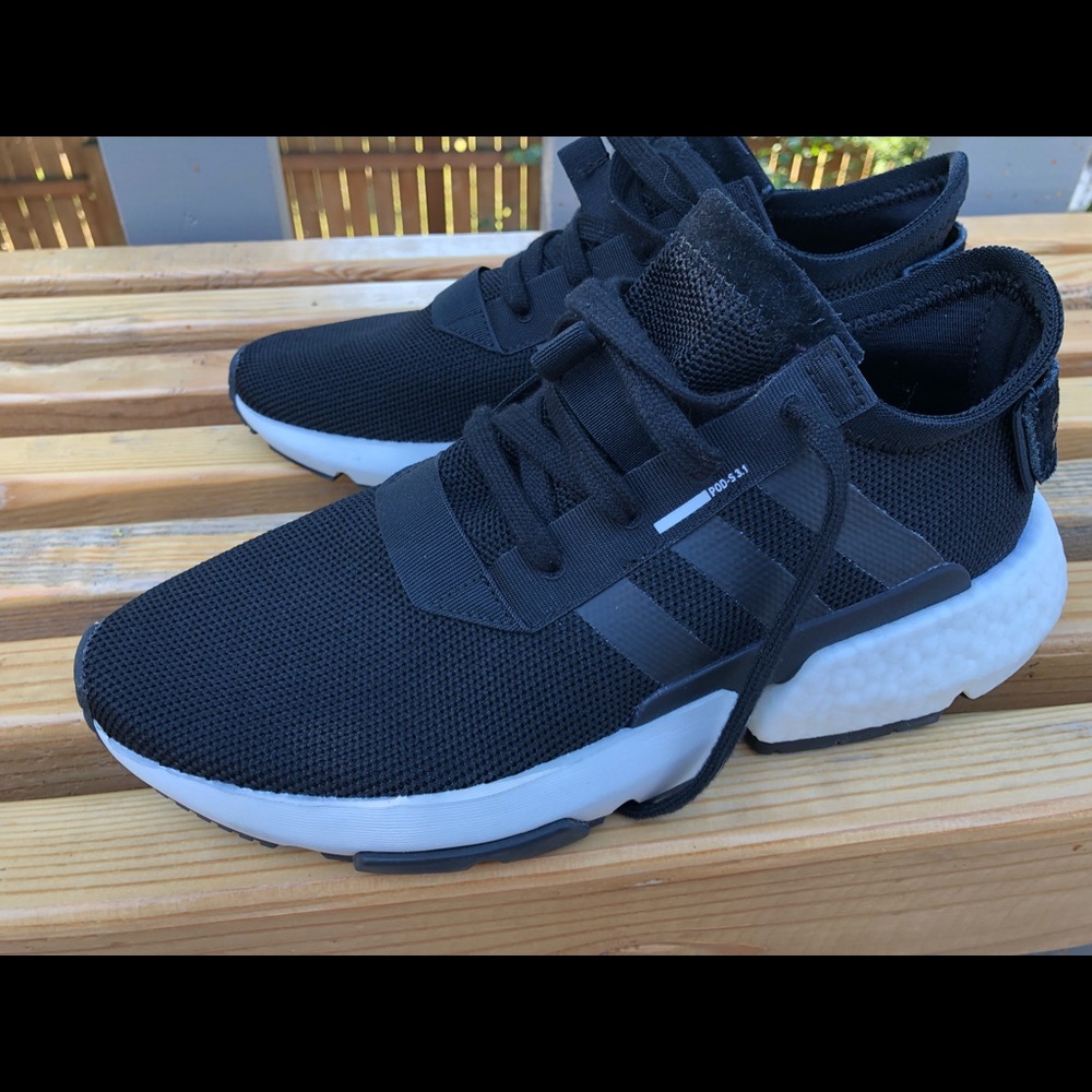 Men’s Adidas size 7